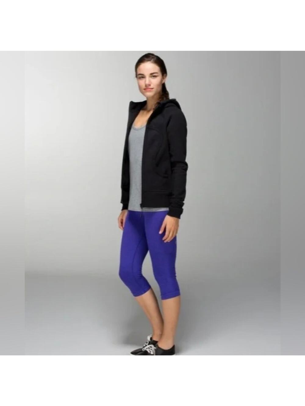 Lululemon In The Flow Crop II Heathered‎ Bruised Berry Purple Size 6 Yoga